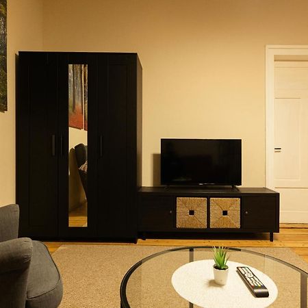Chic Apartment In Historical City Center Timisoara Exterior photo