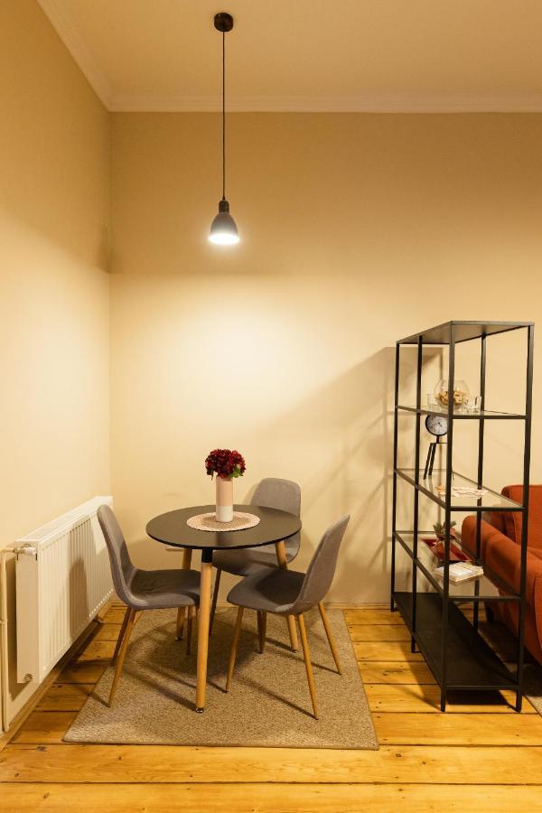 Chic Apartment In Historical City Center Timisoara Exterior photo