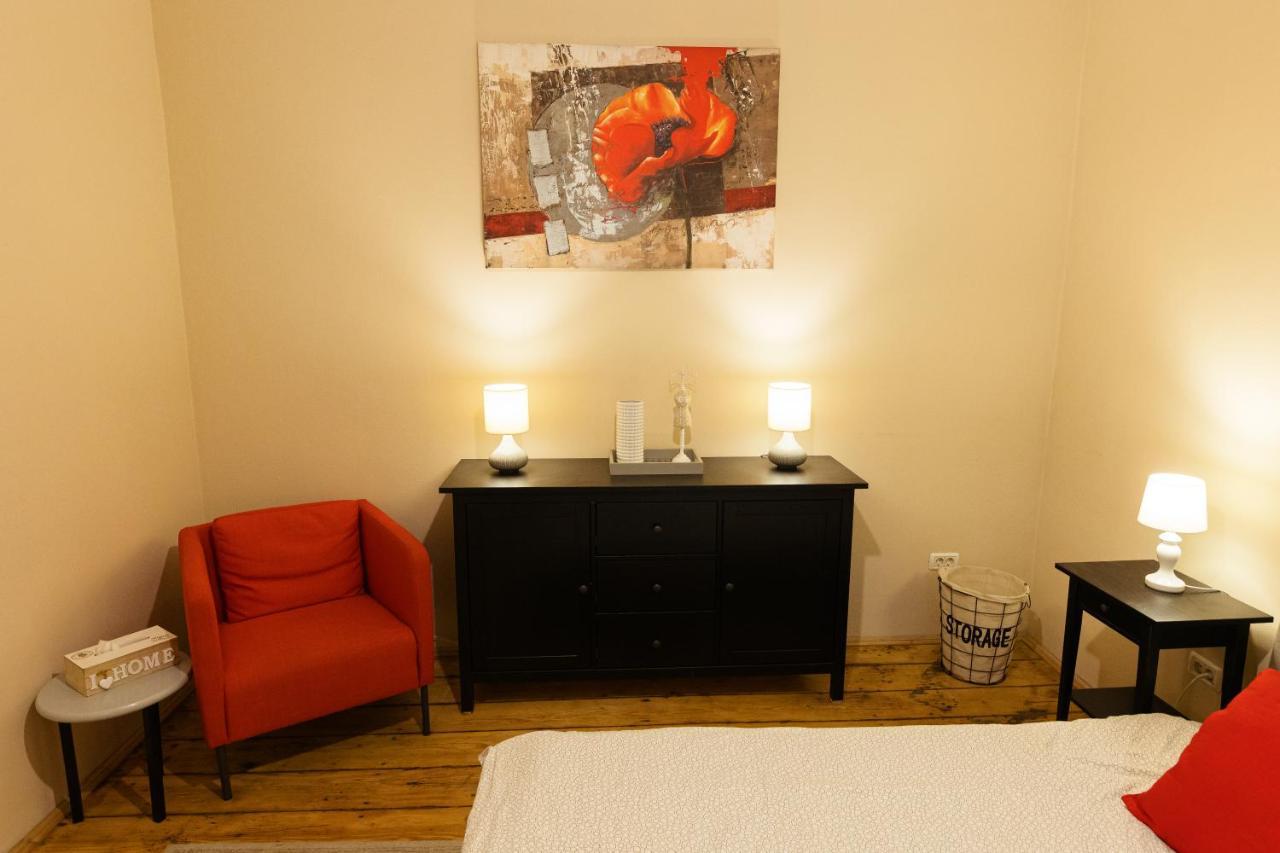 Chic Apartment In Historical City Center Timisoara Exterior photo