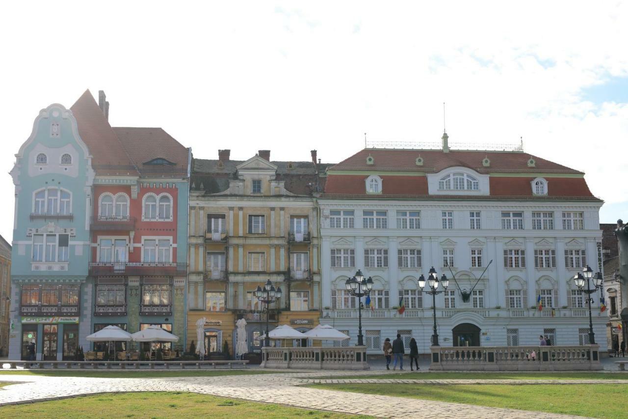 Chic Apartment In Historical City Center Timisoara Exterior photo
